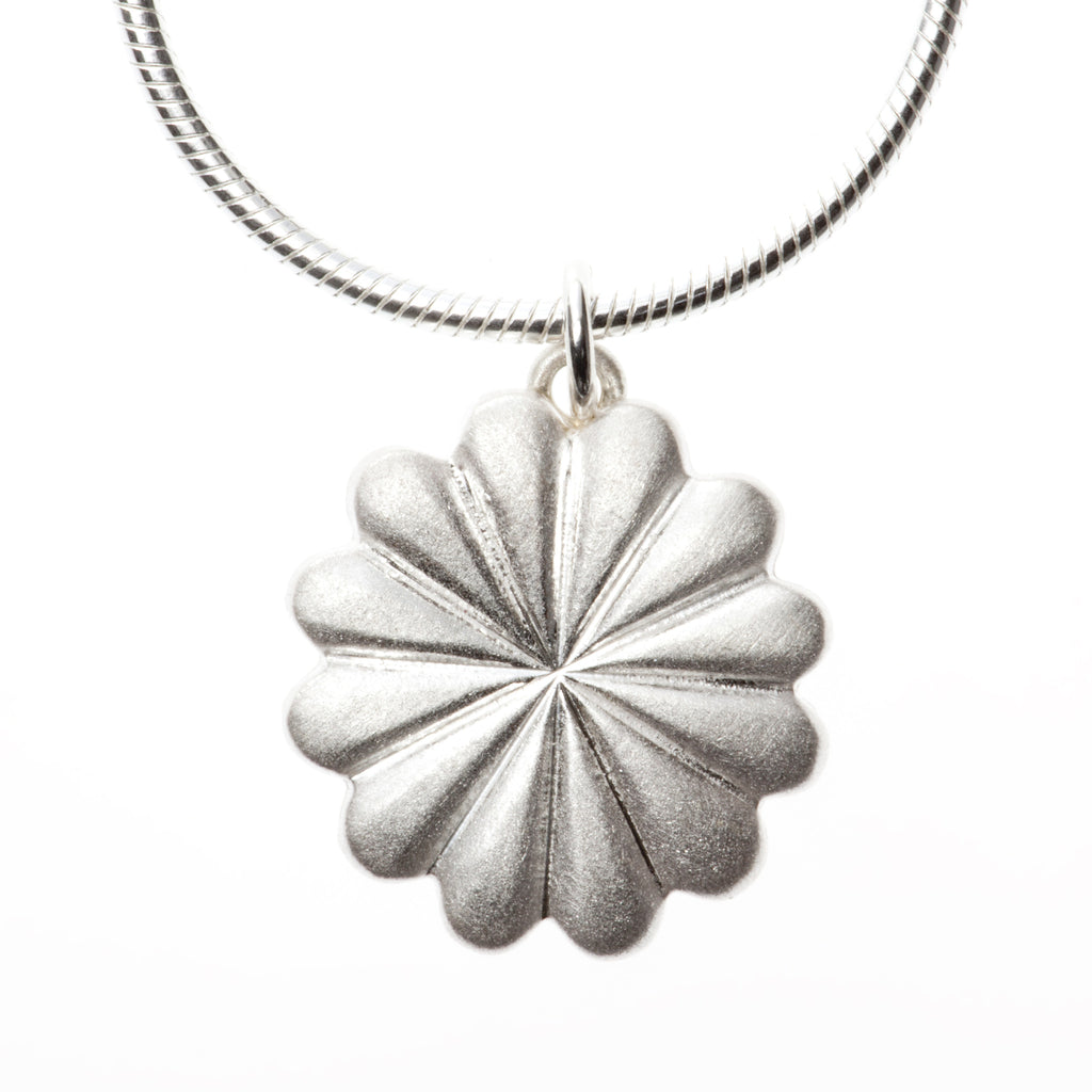 Chrysanthemum Necklace