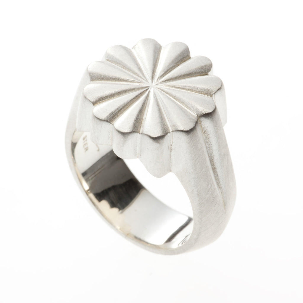 Chrysanthemum Ring